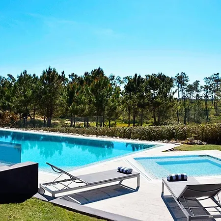 Aroeira Sleeps 8 Pool Wifi Aroeira (Setubal)