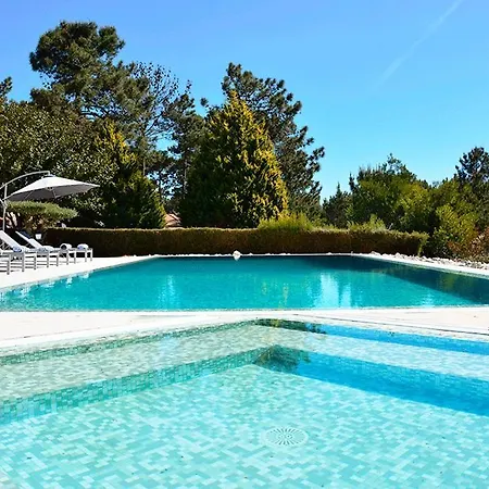 Aroeira Sleeps 8 Pool Wifi *